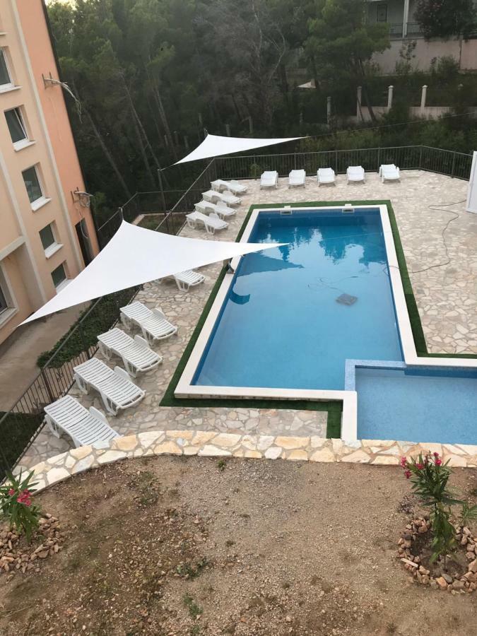 Villa Grand Bar Exteriör bild