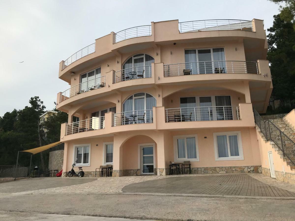 Villa Grand Bar Exteriör bild
